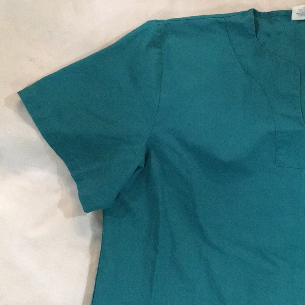 90s Angelica scrub top - Picture 6 of 12